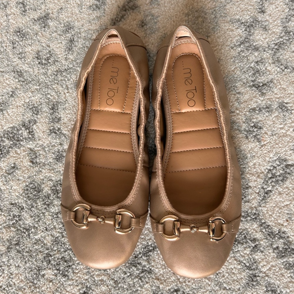 *SOLD* Me too, OLYMPIA BALLET FLAT W/ ORNAMENT, Gold, 6.5